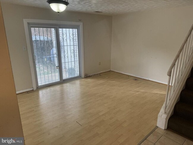 Building Photo - 540 Peacock Dr