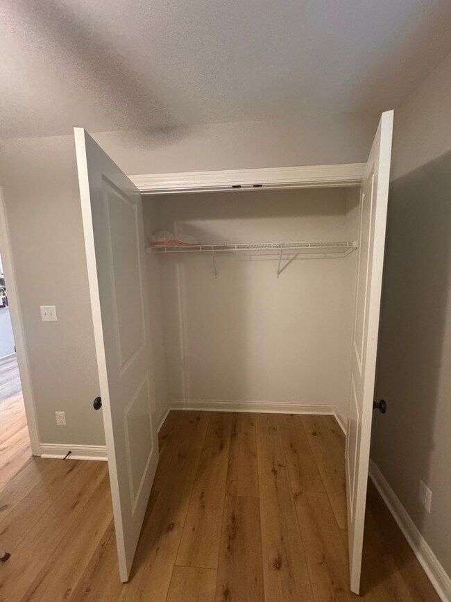 Photo - 806 Lisbon Ave