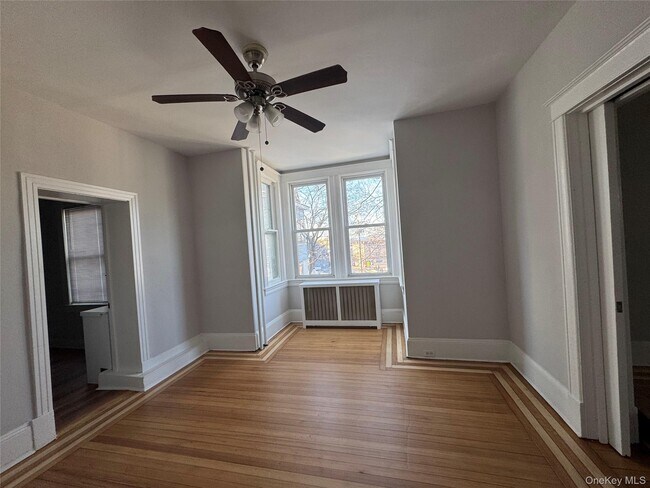 Photo - 122 Upper Croton Ave Unidad 1