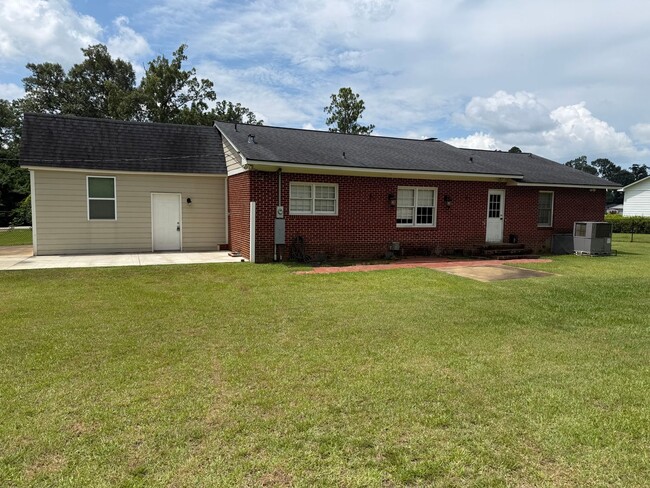 Photo - 115 S Rosewood Dr