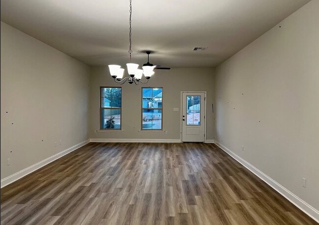 Photo - 10699 Orkney Way