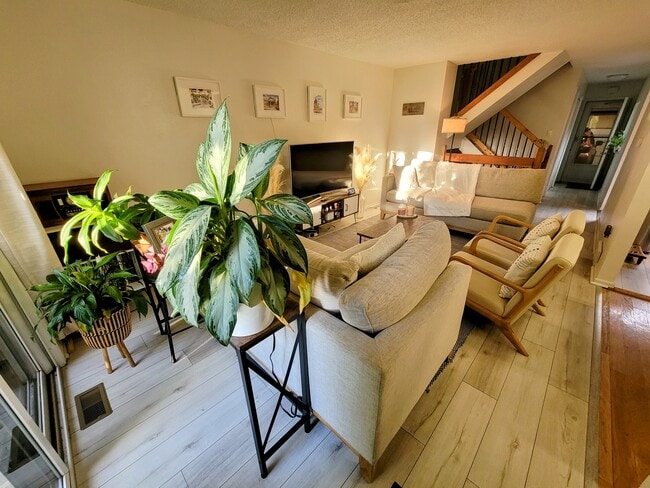 Photo - 6450 Wright St