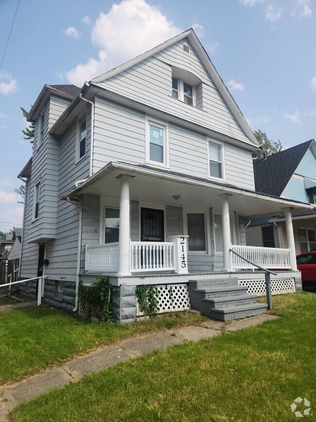 Building Photo - Charming 4-Bedroom Property in Prime Location Rental