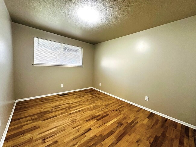 Photo - 3601 N Bristol St