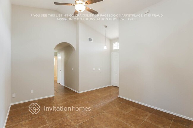 Photo - 2110 N Ithica St