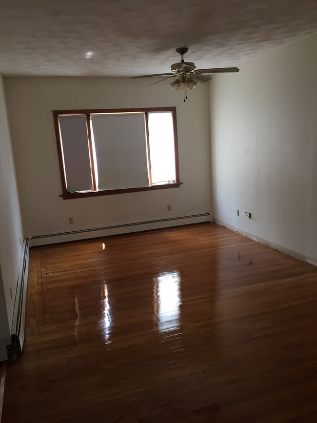 Photo - 15 Cherry St Unit #1