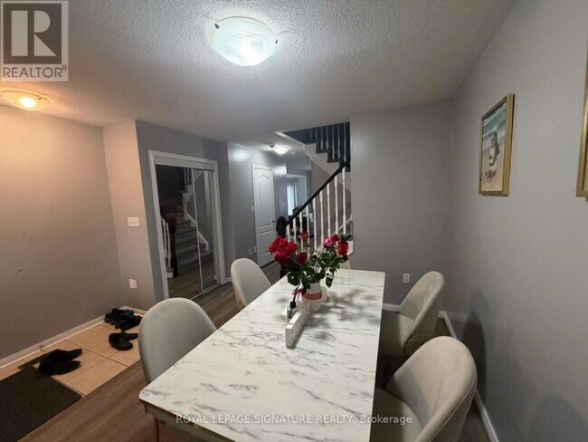 Photo - 786 Irving Terrace