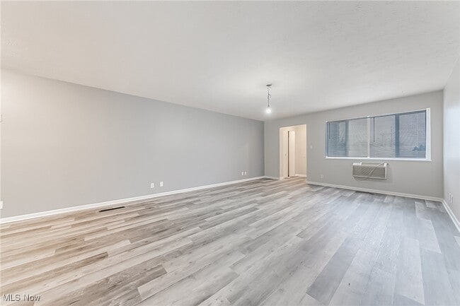 Photo - 30050 Euclid Ave Unit A2