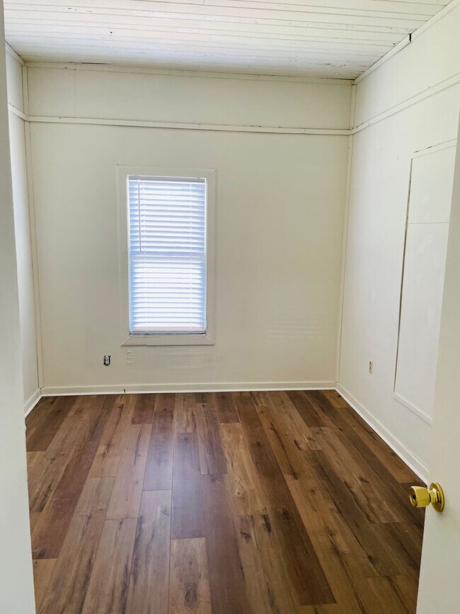 Photo - 2915/2919 Winter Lake Rd Unidad A