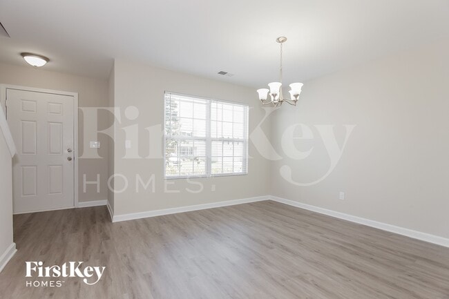 Photo - 9838 Bayview Pkwy