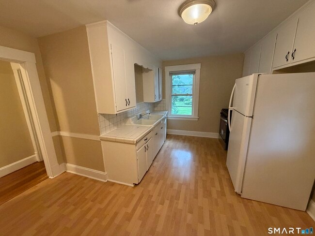 Photo - 285 Hillside Ave