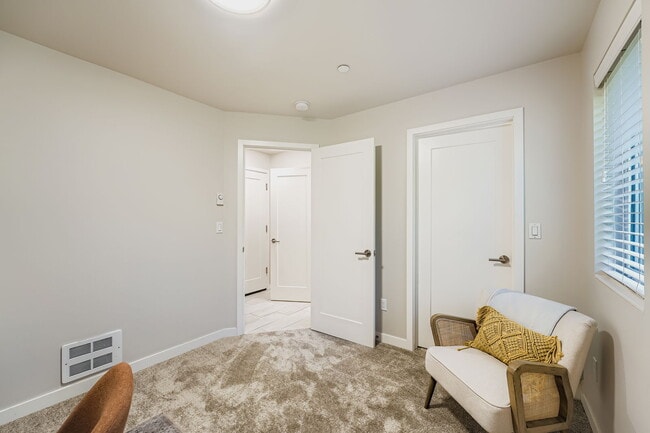 Photo - 1807 SW 96th Ln