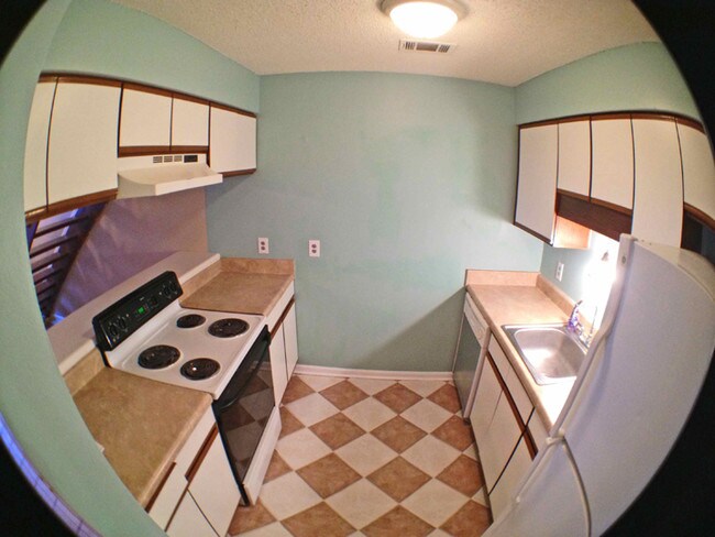 Photo - 1812 Falconcrest St Townhome