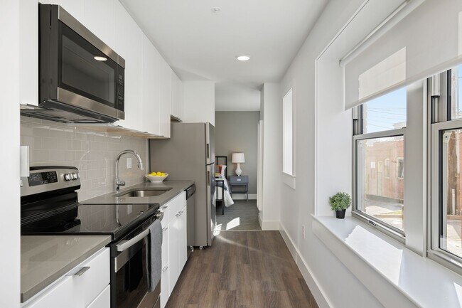 Photo - 3835 Main St Unidad - 702