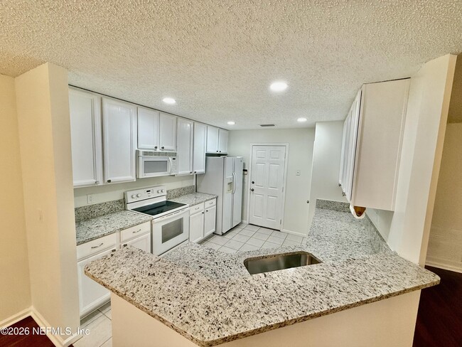 Photo - 616 Fallen Timbers Dr