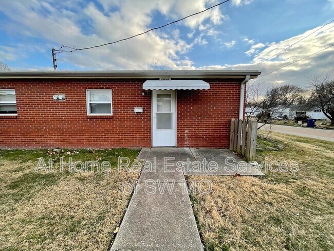 Photo - 1836 S Sieger Dr Condo