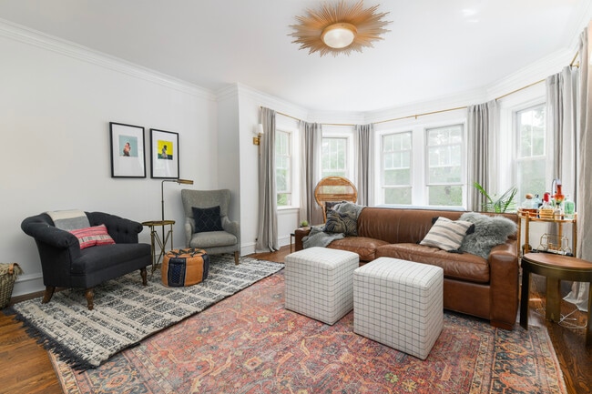 Photo - 3312 N Oakley Ave