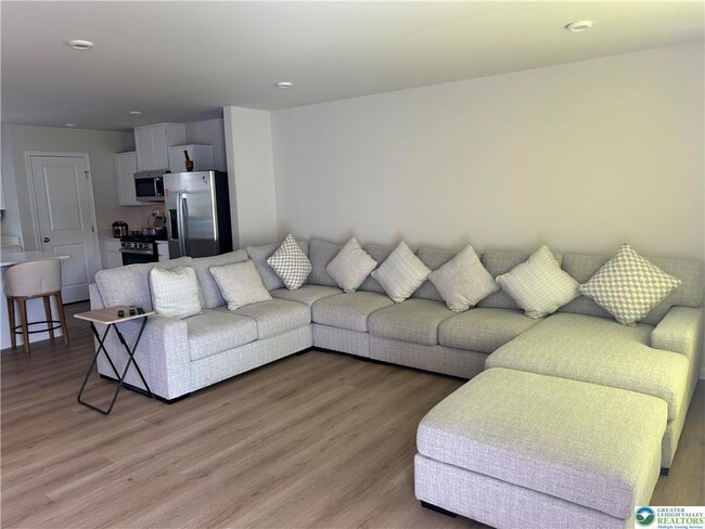 Photo - 2525 Barnes Ln