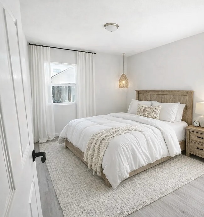 Photo - 25612 Lucille Ave