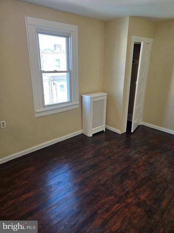 Photo - 7129 Seaford Ave