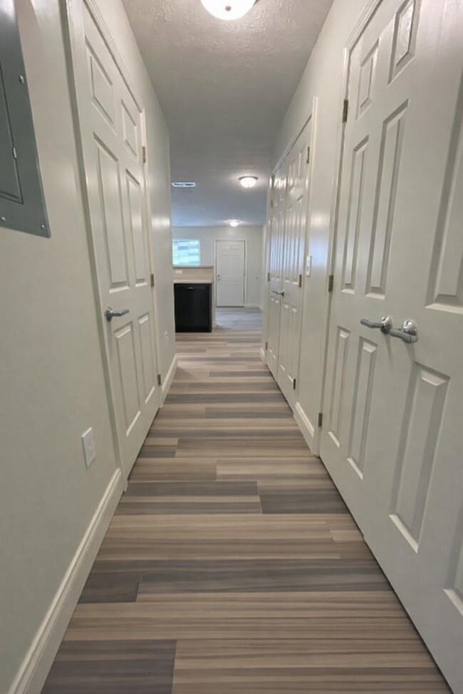 Photo - Gwen Gardens Apartments