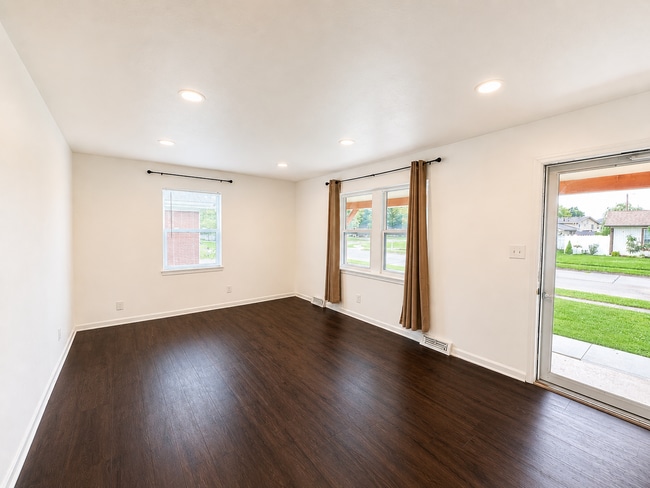 Photo - Charming 3-Bedroom Home in the Heart of Clarksville!