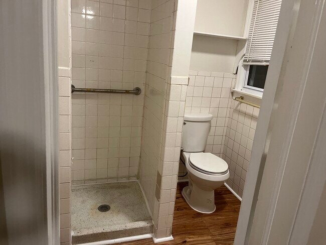 Photo - 315 Maple St