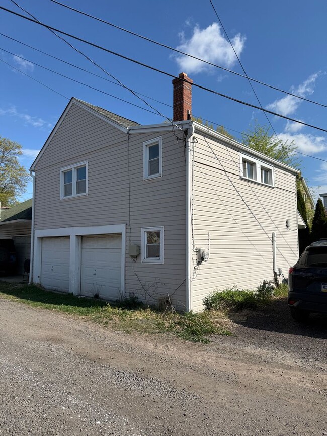 Photo - 1 Bed / 1 Bath Lansdale Apartment