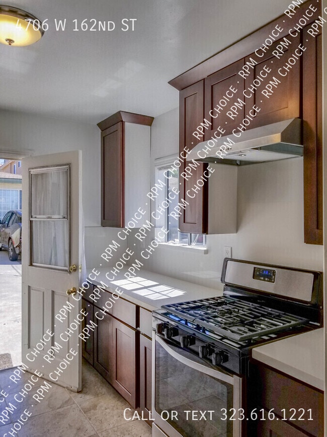 Photo - 4706 W 162nd St