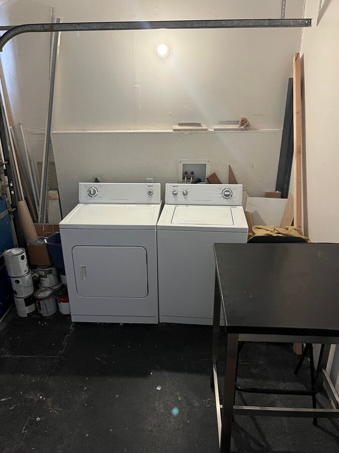 Photo - 255 Bartlett St