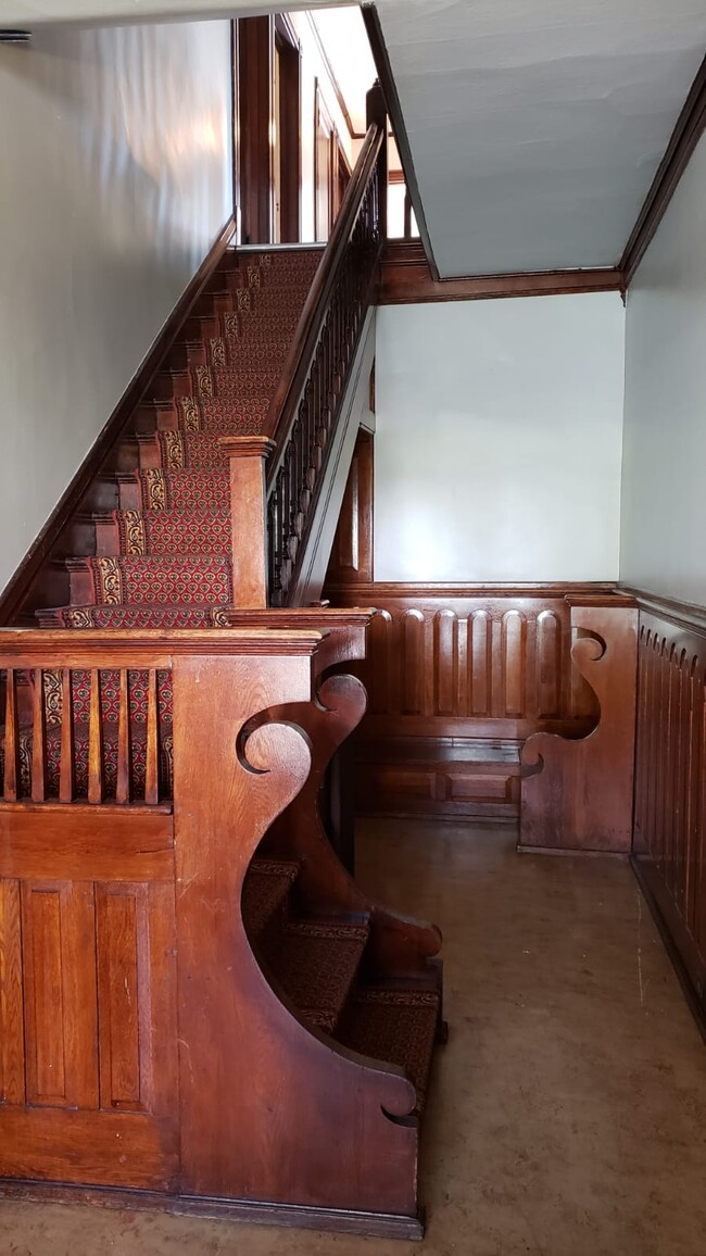 Entrance Staircase - 201 S Centre St Apartment Unit A