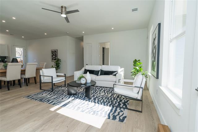 Photo - 115 E Ireland Dr