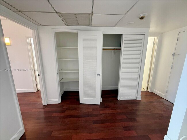 Photo - 19390 Collins Ave Unit 1423