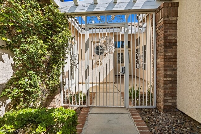 Photo - 2870 Deerwood Ct
