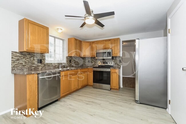 Photo - 3045 Breed Dr