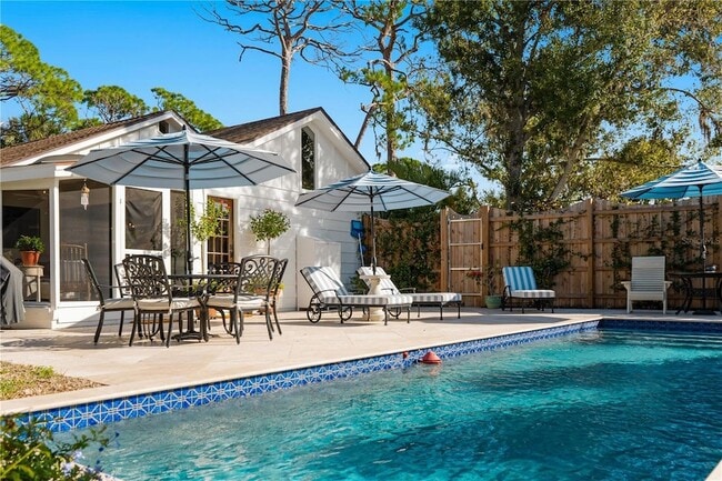 Photo - 731 Texas St