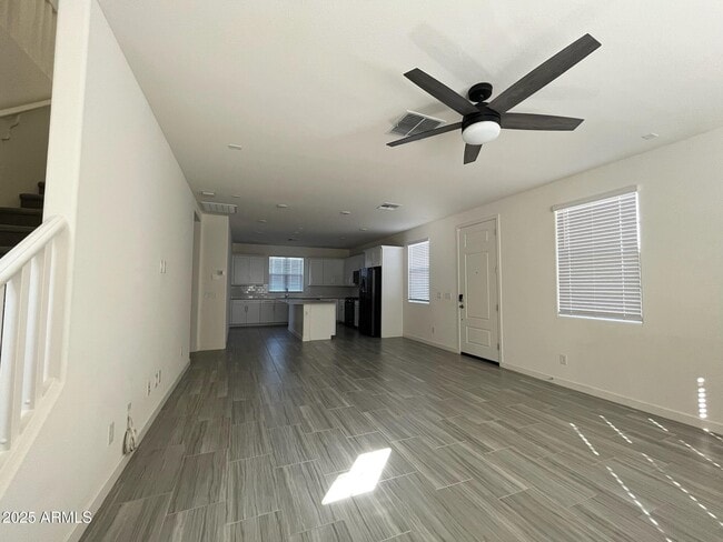 Photo - 710 N Bay Dr