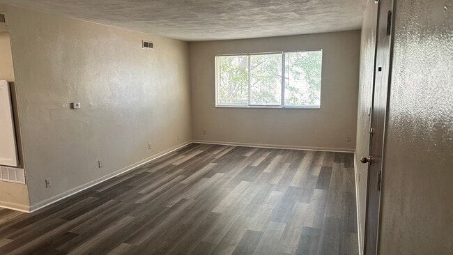 Photo - 2355 Collins Dr Unit A