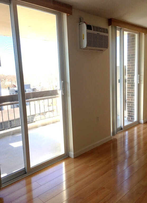 Photo - 950 Massachusetts Ave Unit 311