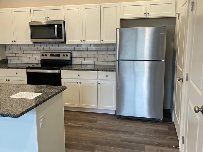 Photo - This end unit Temple townhouse