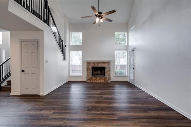 Photo - 947 Winterstone Dr
