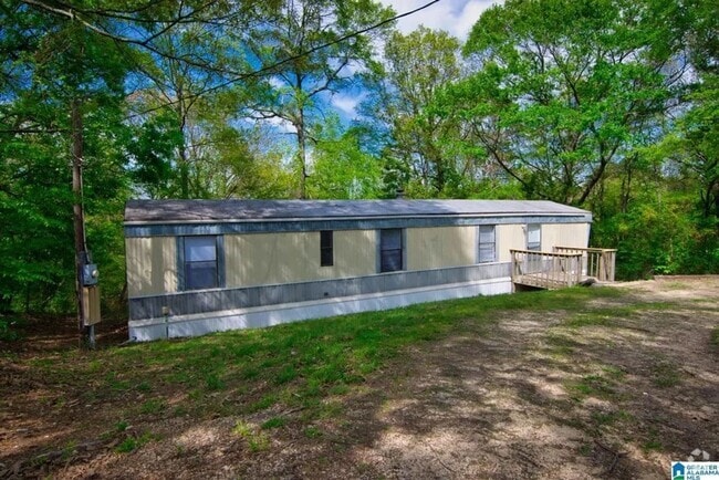 Building Photo - For Rent Rental