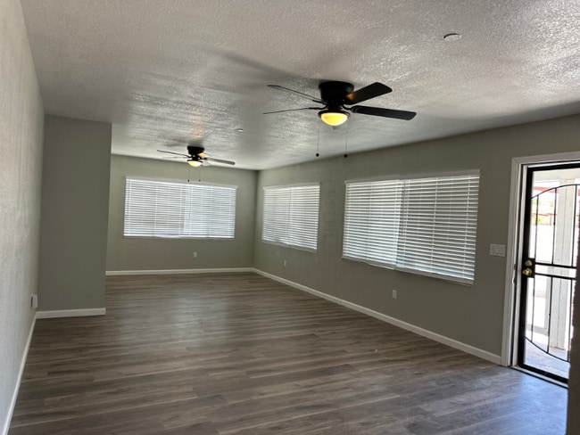 211 W Buena Vista St