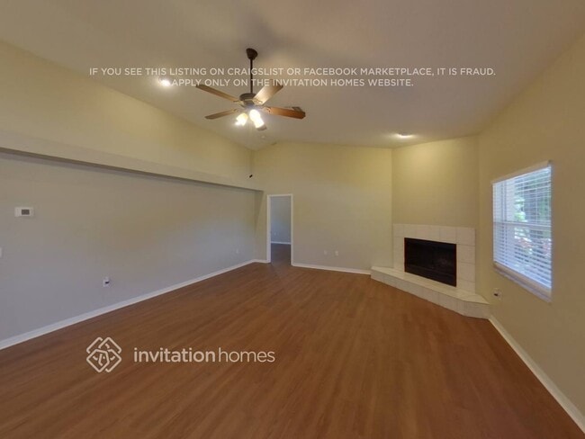 Photo - 194 Vermont Ave