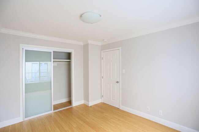 Photo - OPEN HOUSE:Thurday(4/11)7pm-7:20pm  Top fl...