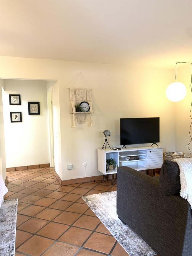 Photo - 7948 Mission Center Ct