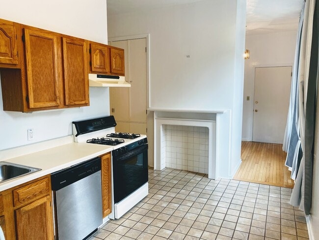 Photo - 920 Bellefonte St