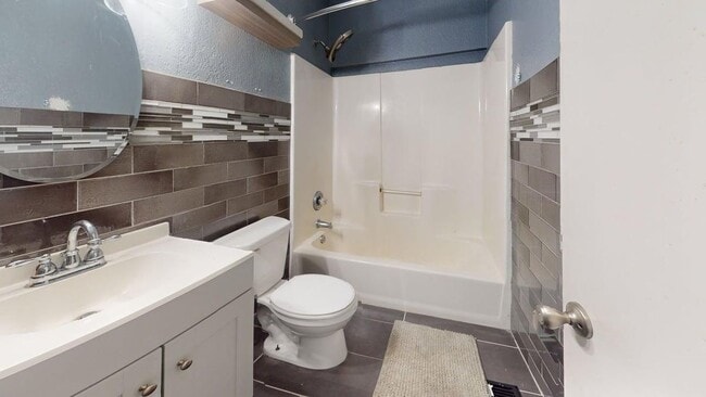 Photo - 1313 Vieux Dr