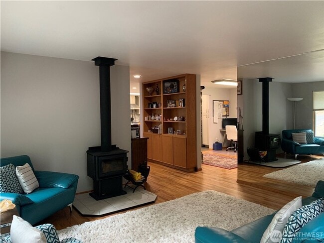 Photo - 3Bd/1.75Ba Redmond Home