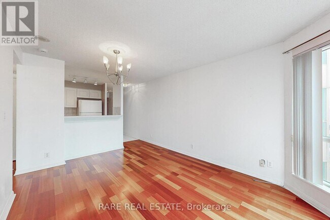 Photo - 11 Lee Centre Dr Unit 1016